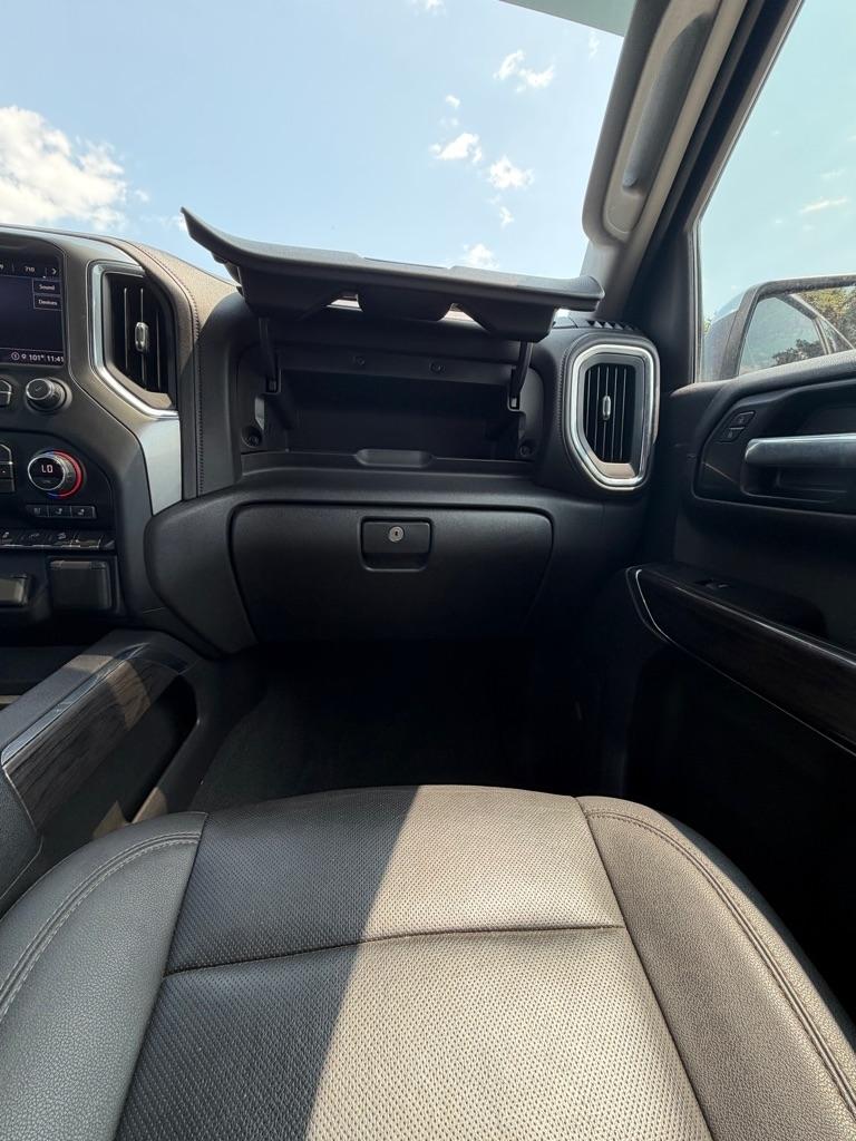 Chevrolet Silverado 1500 4WD Crew Cab 147" LTZ 2021
