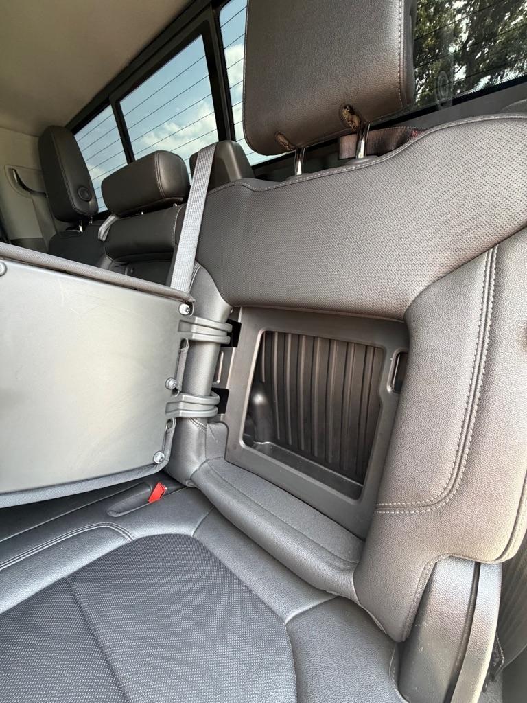 GMC Sierra 1500 4WD Crew Cab 147" SLT 2021