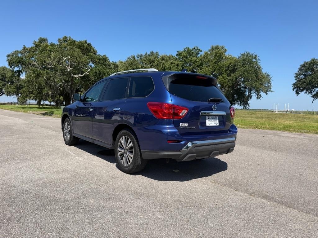 Nissan Pathfinder FWD S 2019