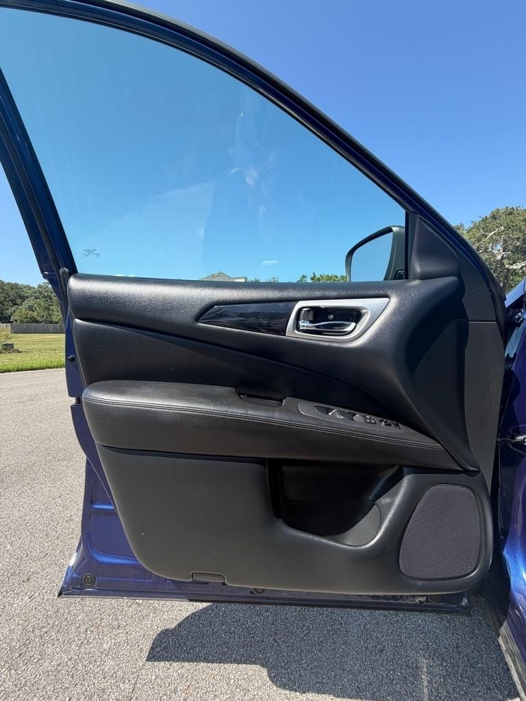 Nissan Pathfinder FWD S 2019