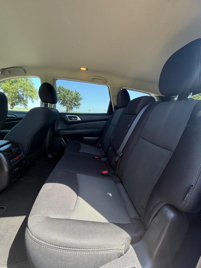 Nissan Pathfinder FWD S 2019