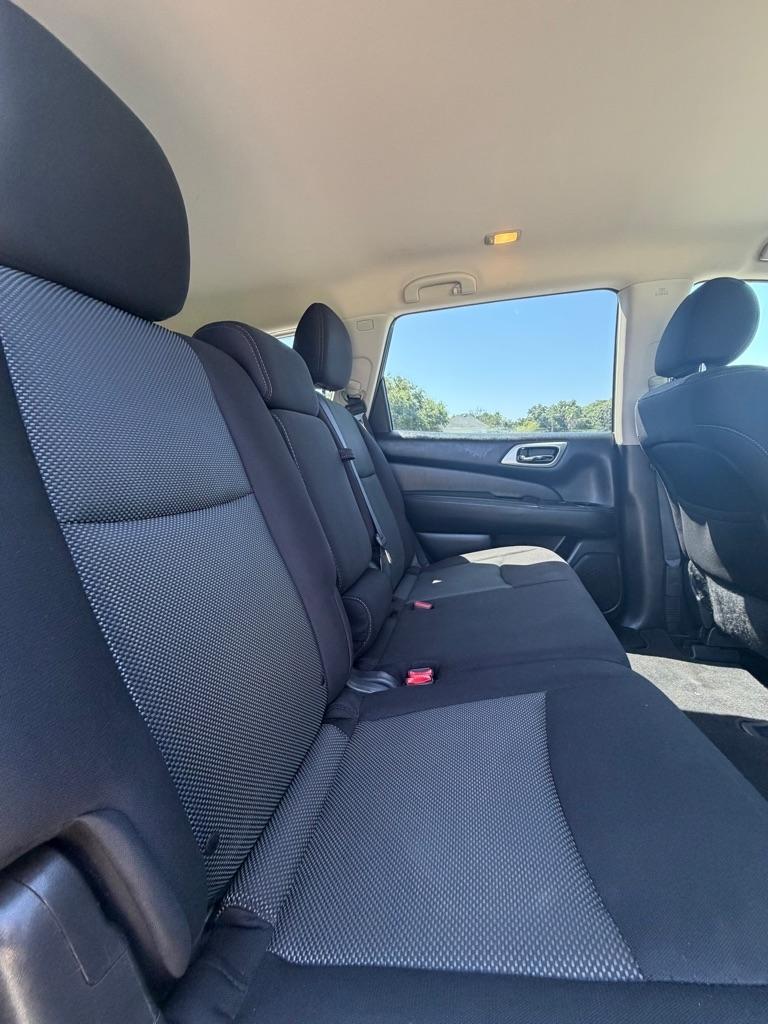 Nissan Pathfinder FWD S 2019