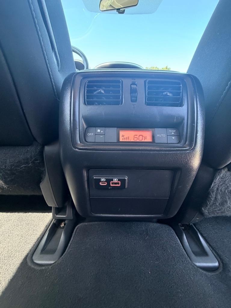 Nissan Pathfinder FWD S 2019
