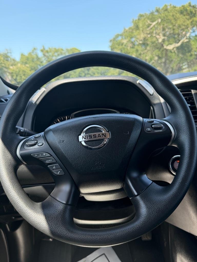 Nissan Pathfinder FWD S 2019