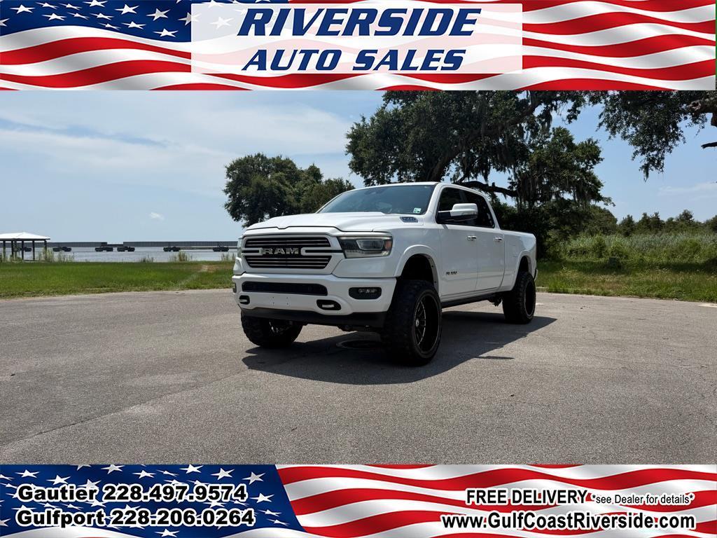 2022 RAM 1500 Laramie 4x4 Crew Cab 6'4" Box