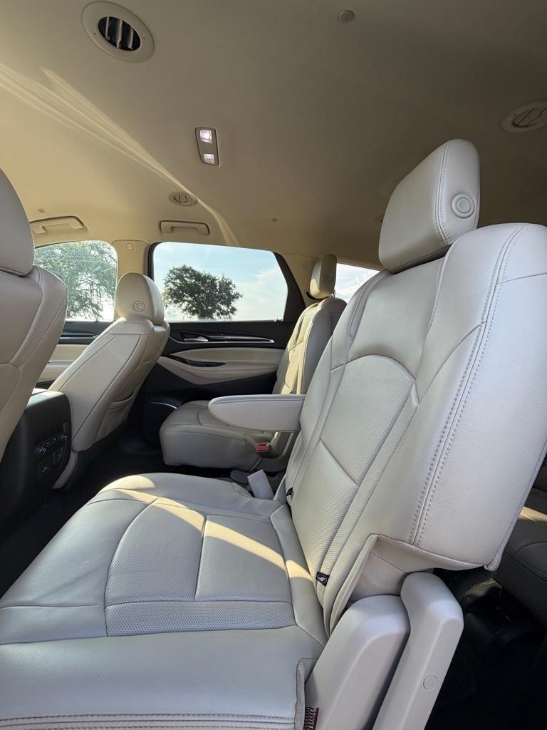 Buick Enclave FWD 4dr Essence 2018