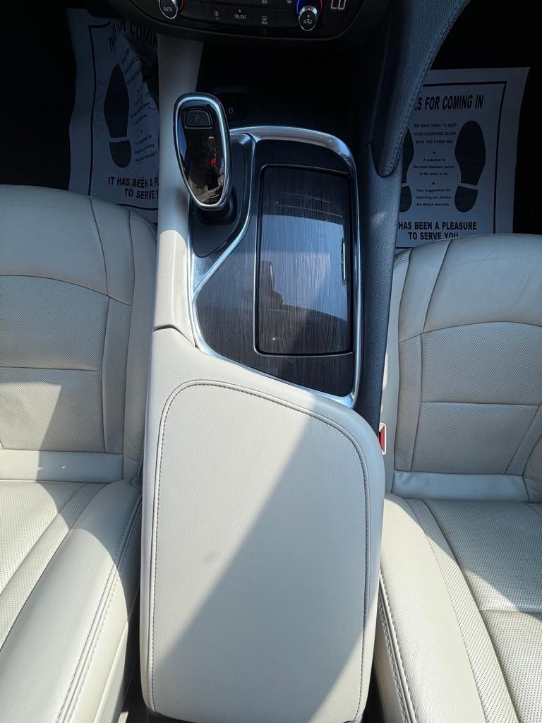 Buick Enclave FWD 4dr Essence 2018
