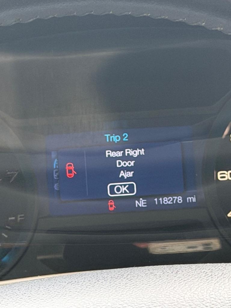 Ford Explorer FWD 4dr XLT 2014