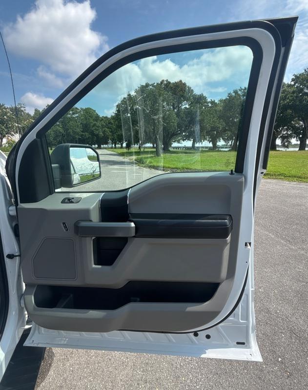 Ford F-150 XLT 2WD SuperCrew 5.5' Box 2018