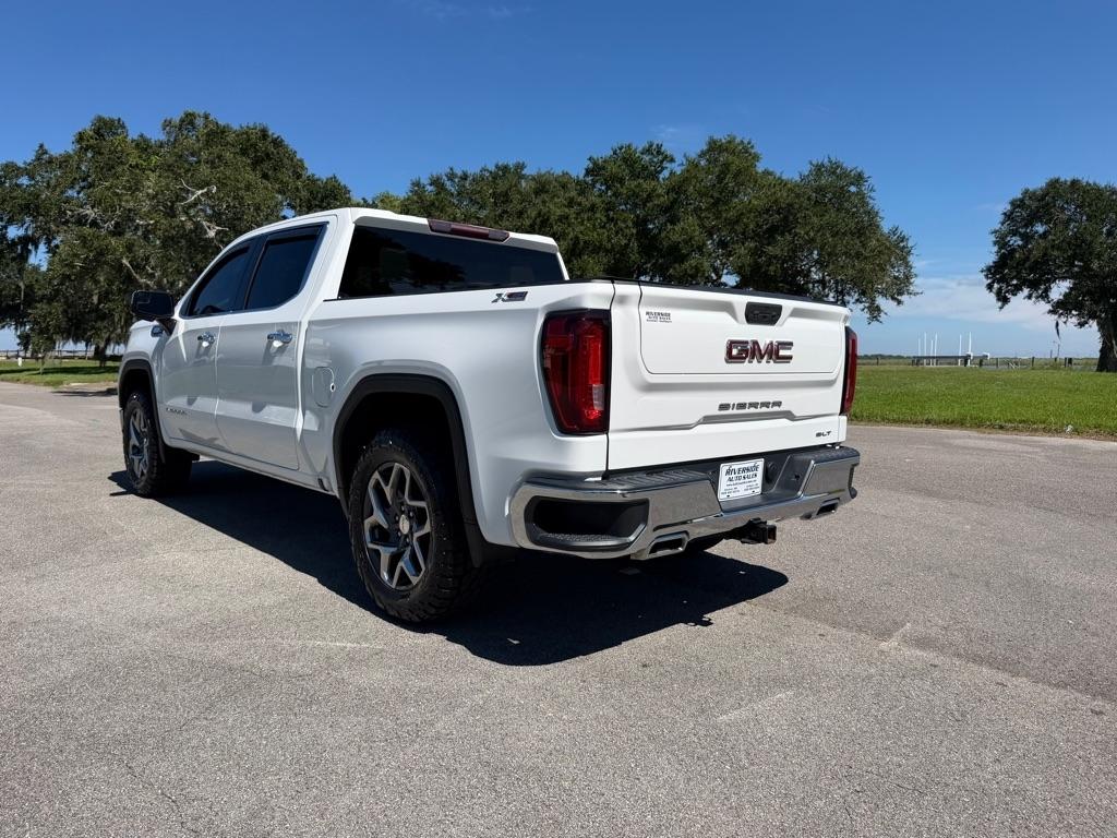 GMC Sierra 1500 4WD Crew Cab 147" SLT 2022
