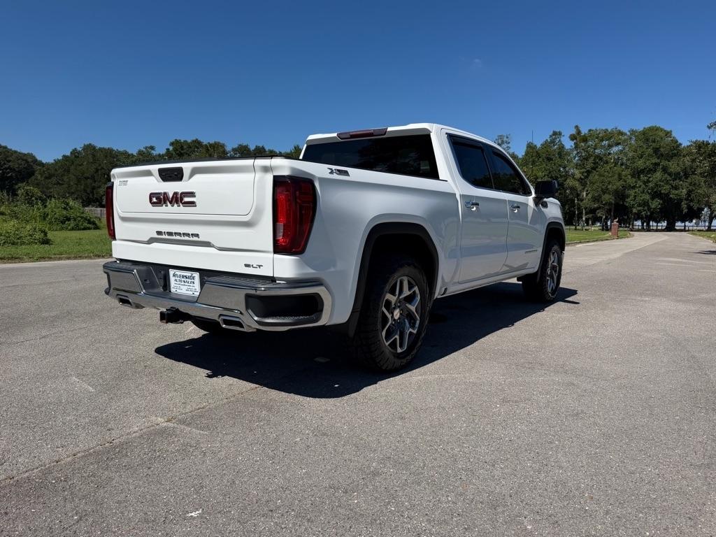 GMC Sierra 1500 4WD Crew Cab 147" SLT 2022