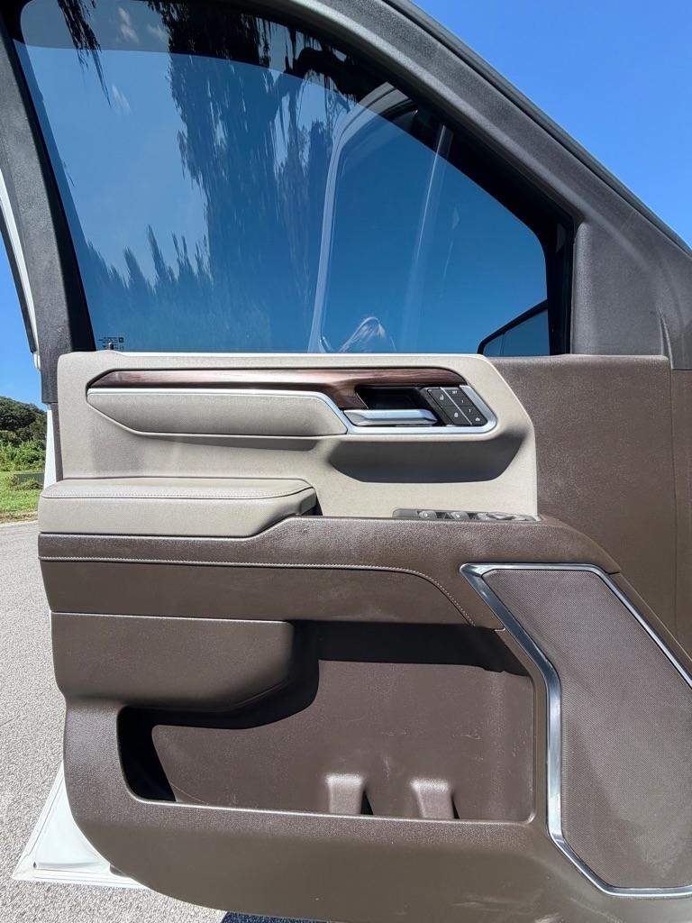 GMC Sierra 1500 4WD Crew Cab 147" SLT 2022
