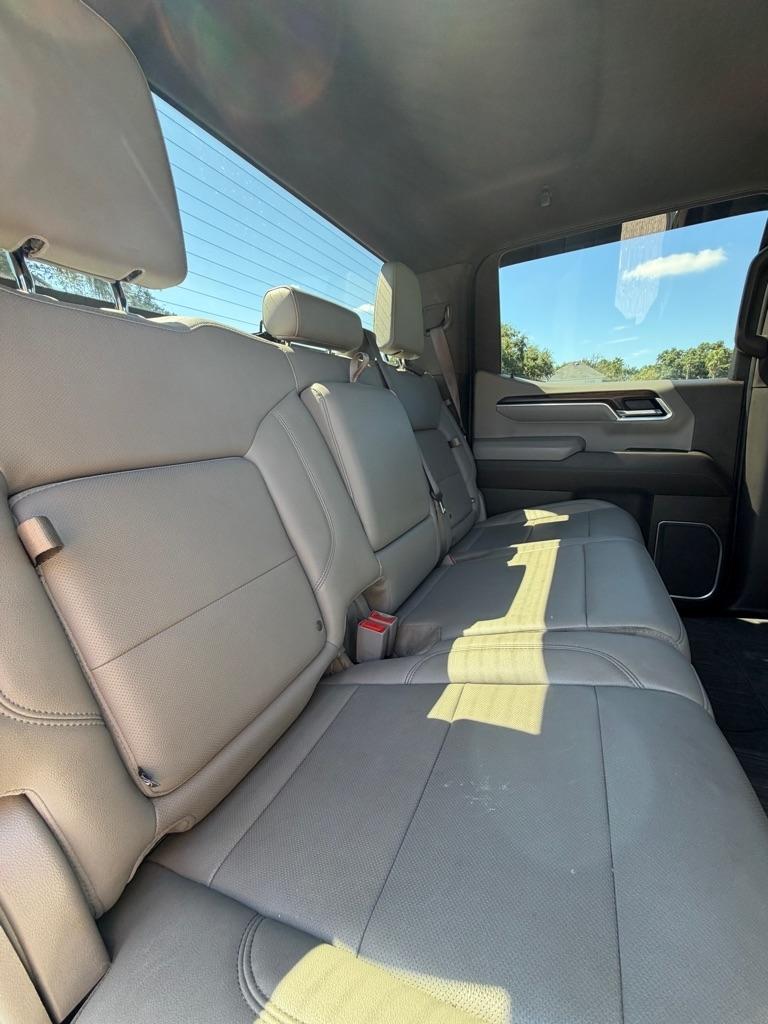 GMC Sierra 1500 4WD Crew Cab 147" SLT 2022