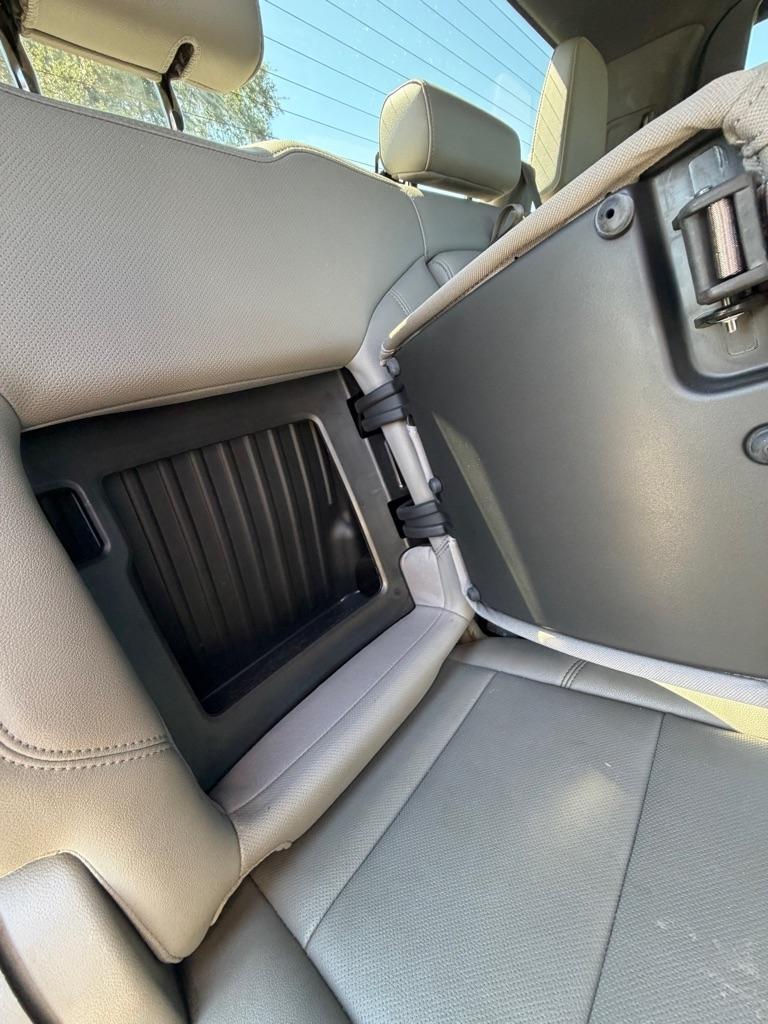 GMC Sierra 1500 4WD Crew Cab 147" SLT 2022