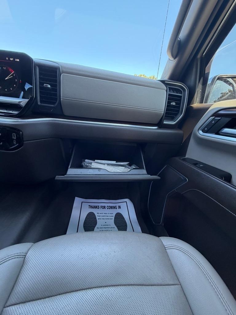 GMC Sierra 1500 4WD Crew Cab 147" SLT 2022