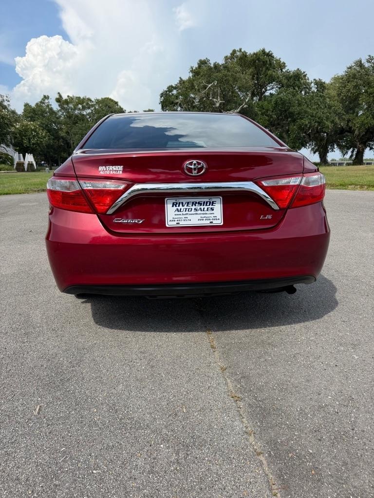 Toyota Camry XLE Auto (Natl) 2017