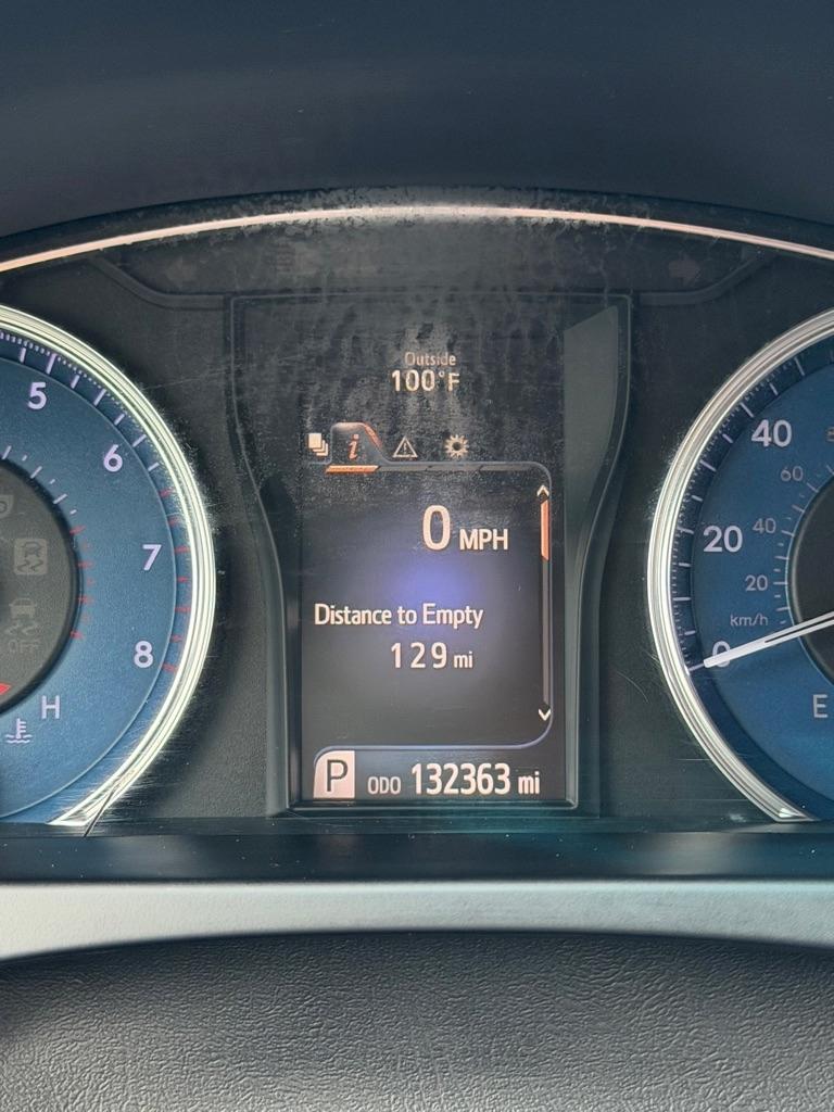 Toyota Camry XLE Auto (Natl) 2017
