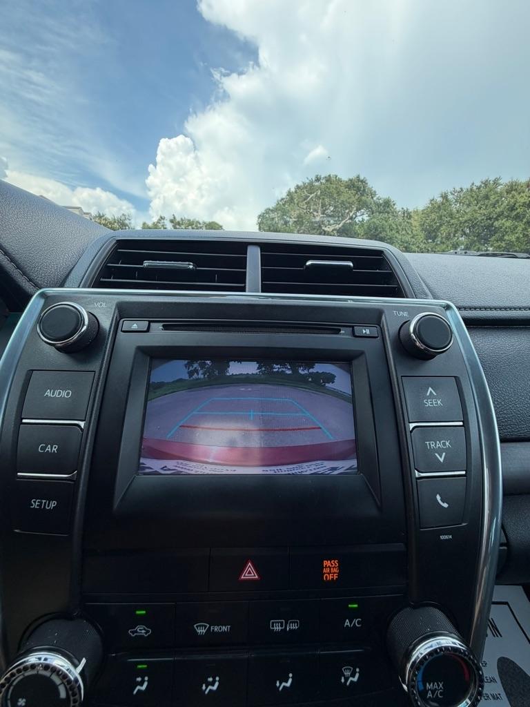 Toyota Camry XLE Auto (Natl) 2017
