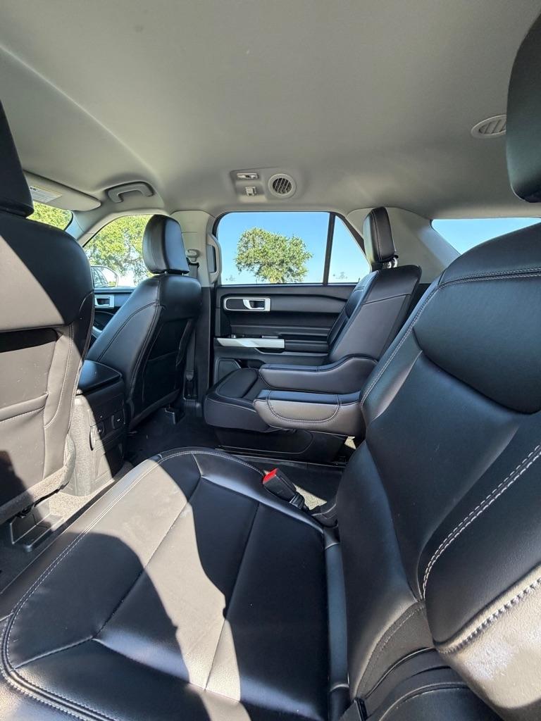 Ford Explorer XLT 4WD 2023