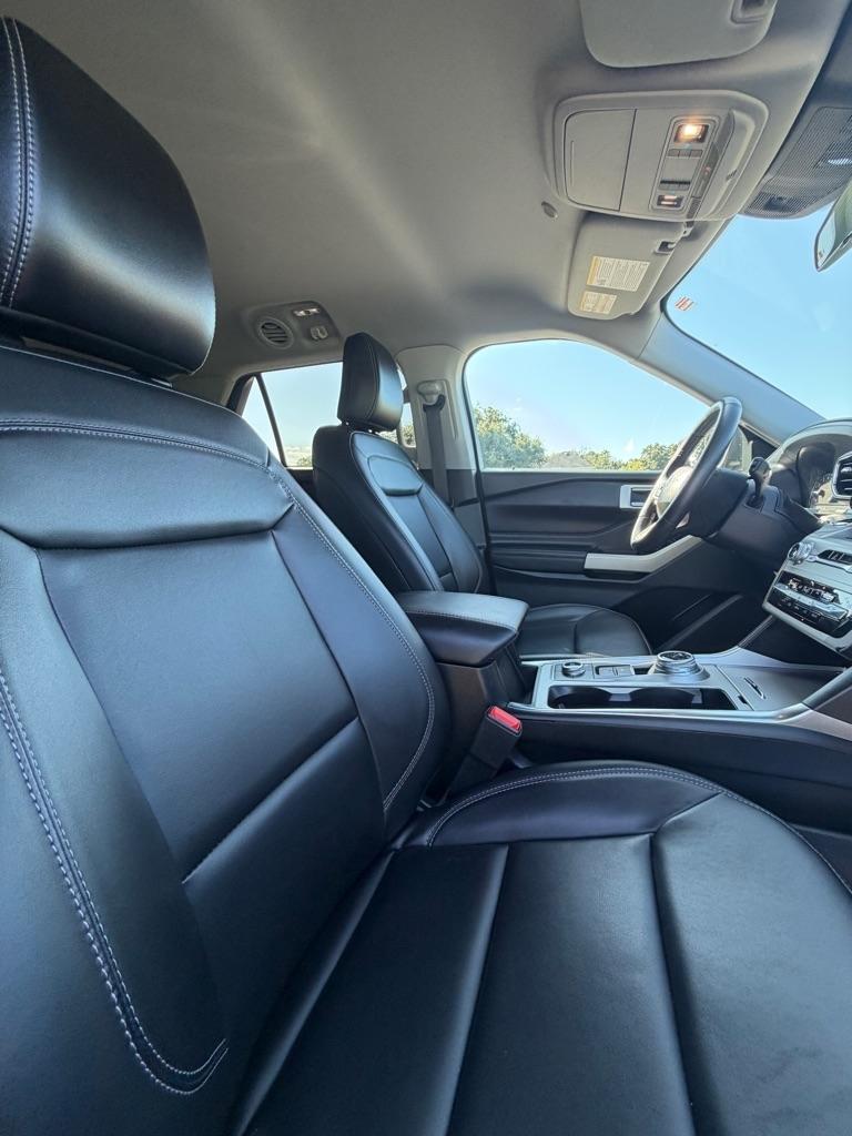 Ford Explorer XLT 4WD 2023