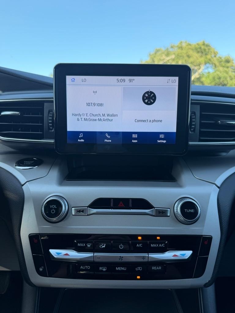 Ford Explorer XLT 4WD 2023