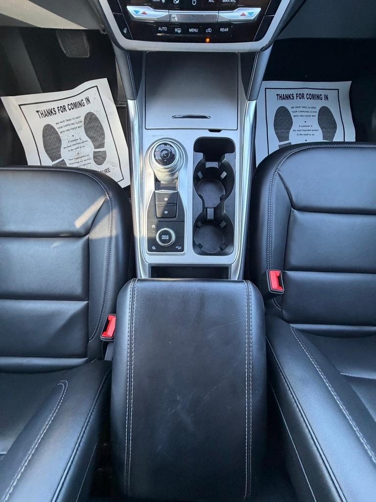Ford Explorer XLT 4WD 2023