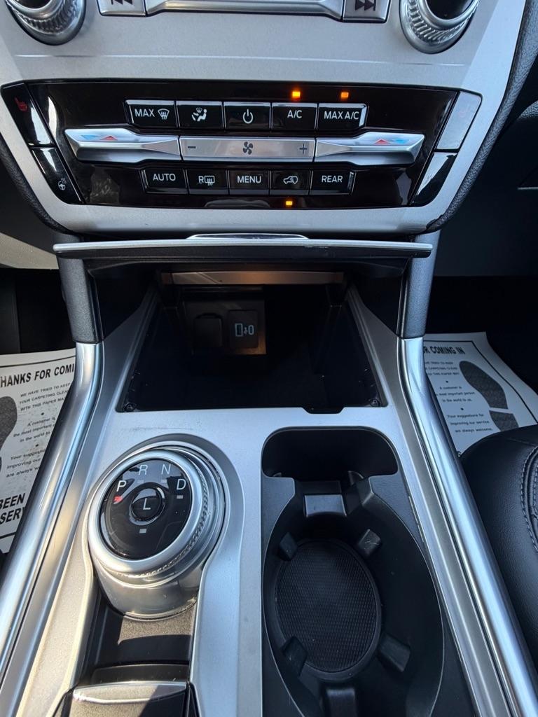 Ford Explorer XLT 4WD 2023