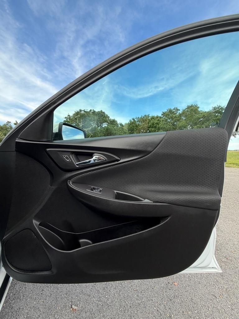 Chevrolet Malibu photo 13
