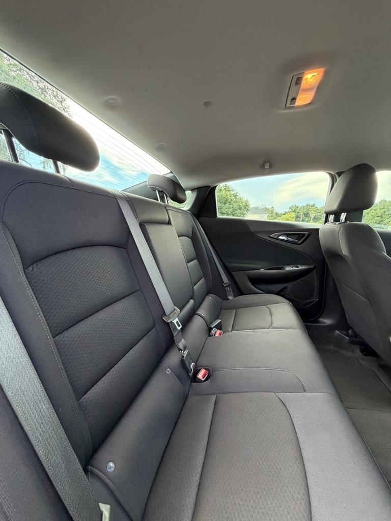 Chevrolet Malibu photo 16