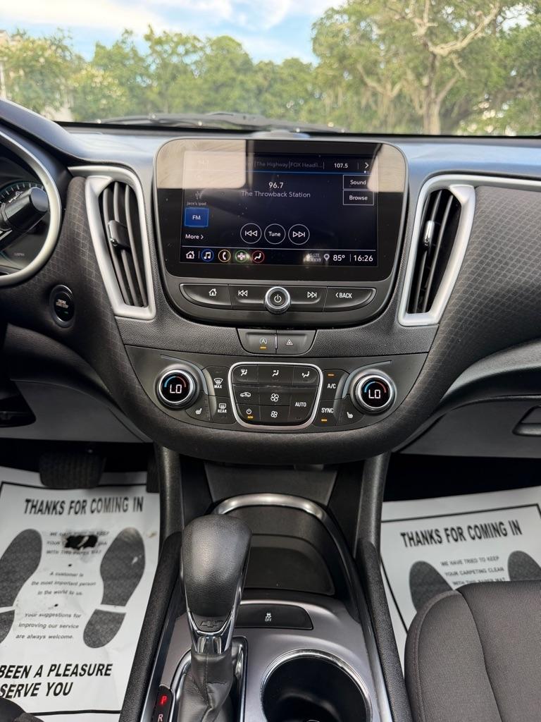 Chevrolet Malibu photo 21