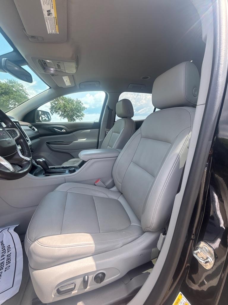 GMC Acadia FWD 4dr SLT w/SLT-1 2019