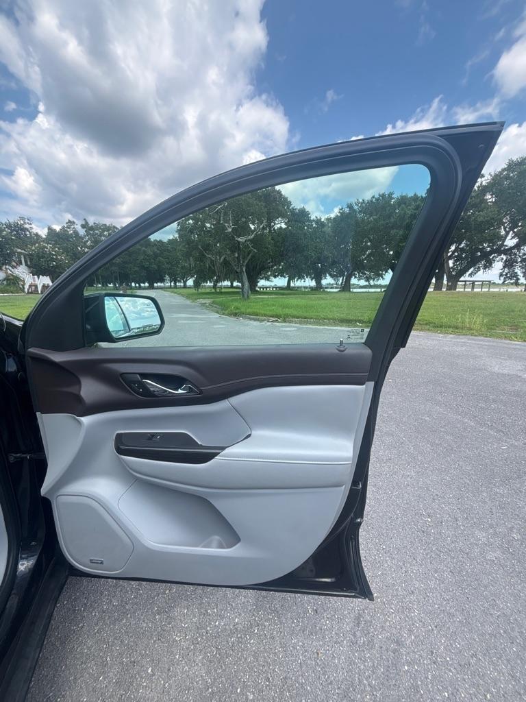 GMC Acadia FWD 4dr SLT w/SLT-1 2019