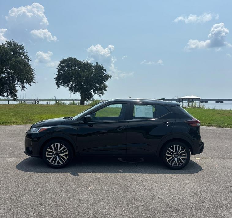 Nissan Kicks SV FWD 2024