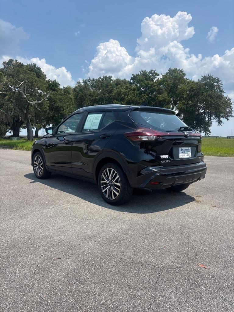 Nissan Kicks SV FWD 2024
