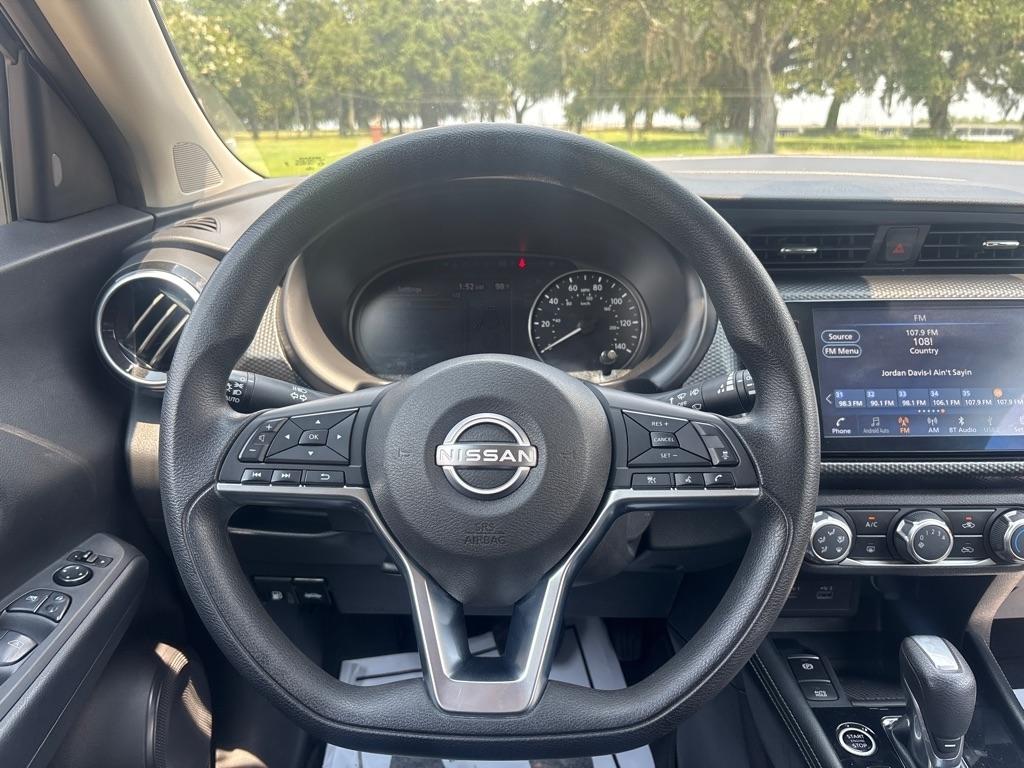 Nissan Kicks SV FWD 2024