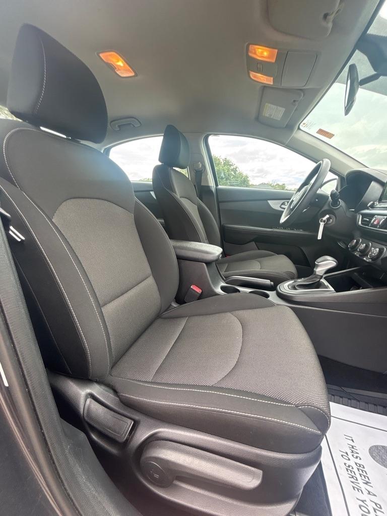 Kia Forte LXS IVT 2023