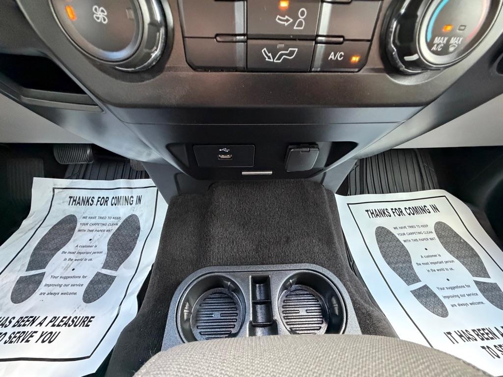 Ford F-150 photo 26