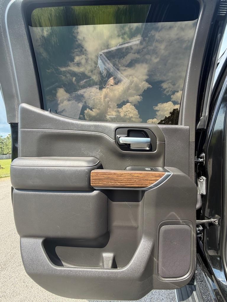Chevrolet Silverado 1500 4WD Crew Cab 147" High Country 2022