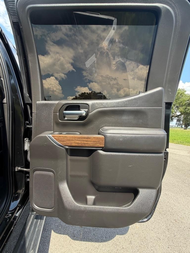 Chevrolet Silverado 1500 4WD Crew Cab 147" High Country 2022