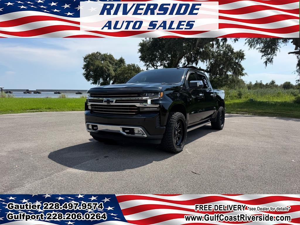 2022 Chevrolet Silverado 1500 4WD Crew Cab 147" High Country