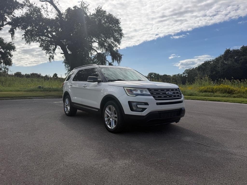 Ford Explorer FWD 4dr XLT 2016