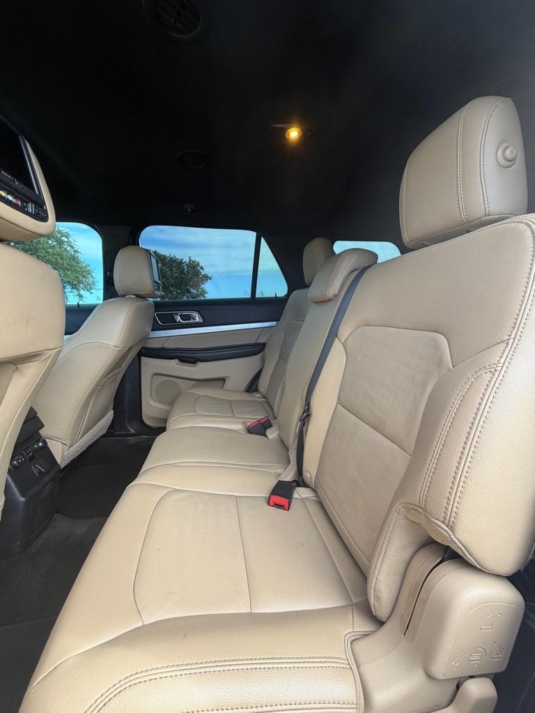 Ford Explorer FWD 4dr XLT 2016