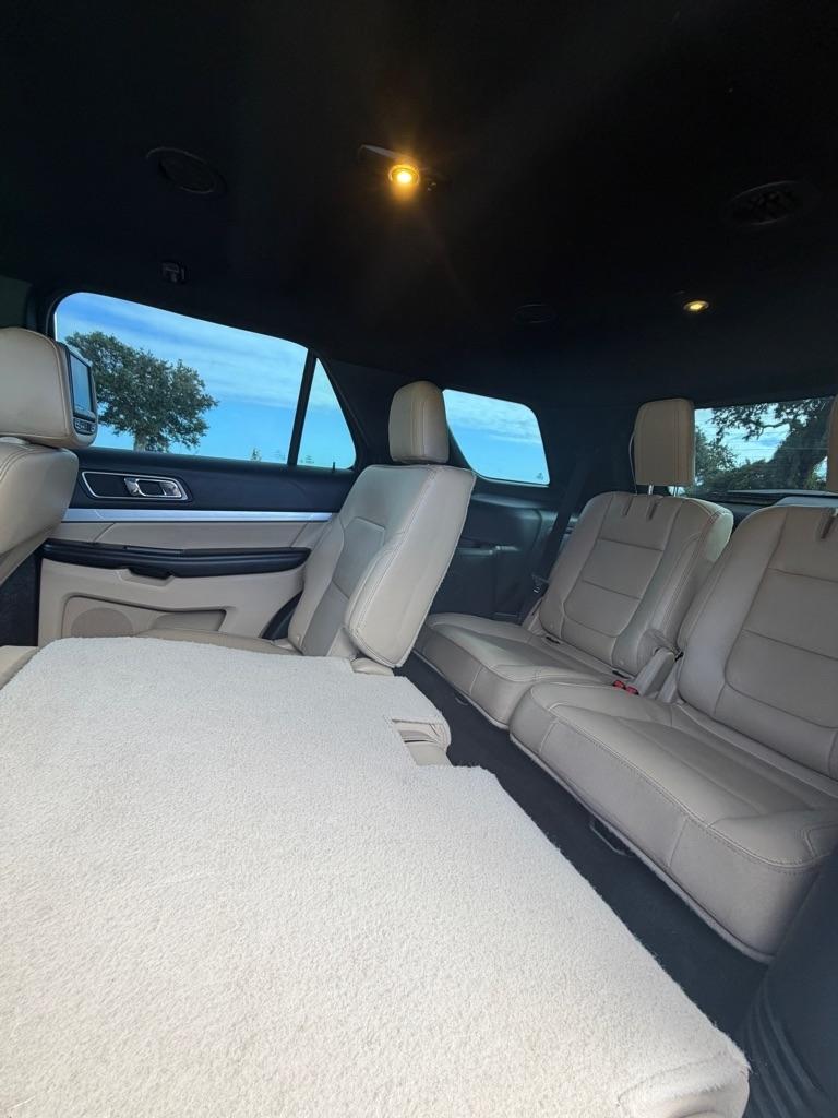Ford Explorer FWD 4dr XLT 2016