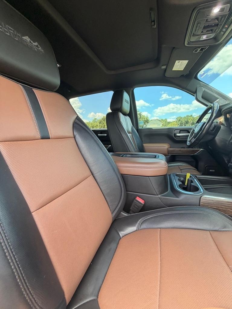 Chevrolet Silverado photo 15