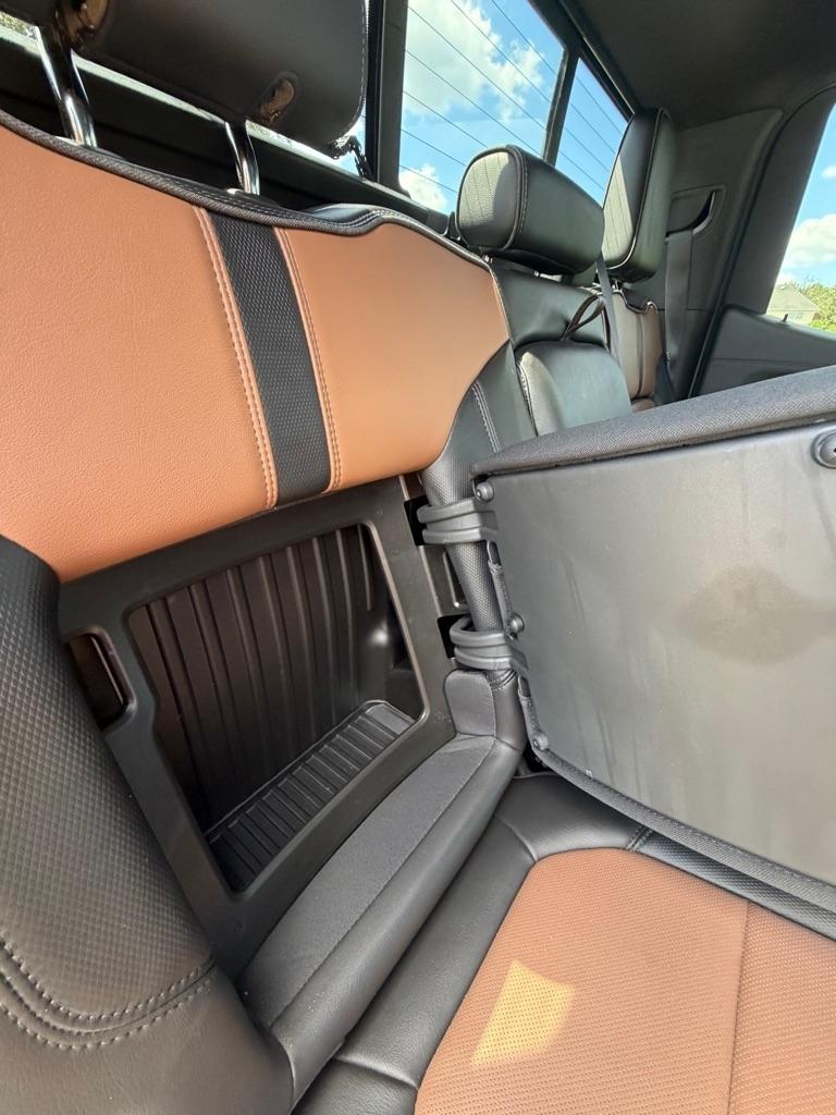 Chevrolet Silverado photo 19