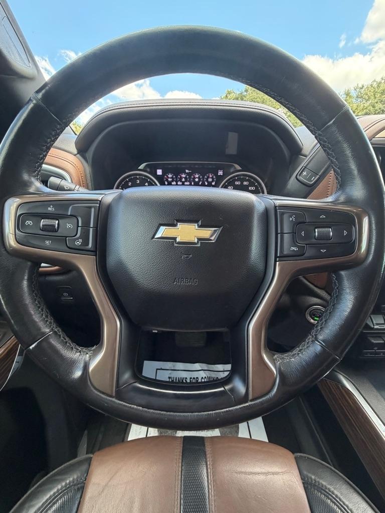 Chevrolet Silverado photo 22