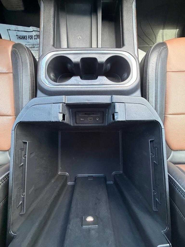 Chevrolet Silverado photo 27