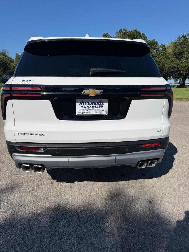 Chevrolet Traverse photo 5