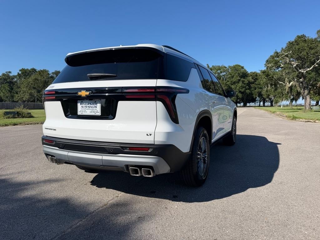 Chevrolet Traverse photo 6