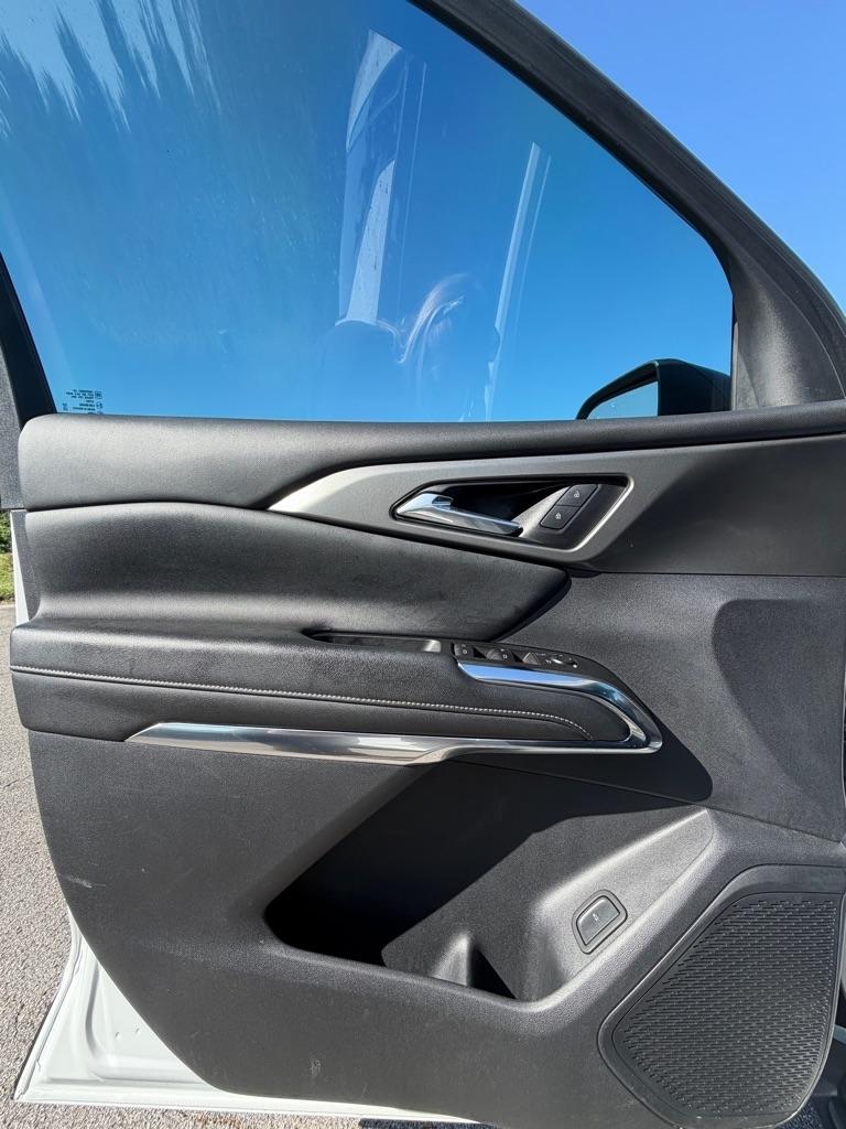 Chevrolet Traverse photo 10